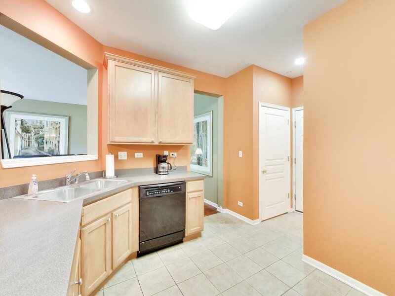 923 Kings Canyon Drive Streamwood IL 60107