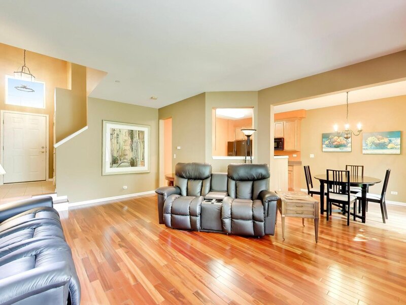 923 Kings Canyon Drive Streamwood IL 60107