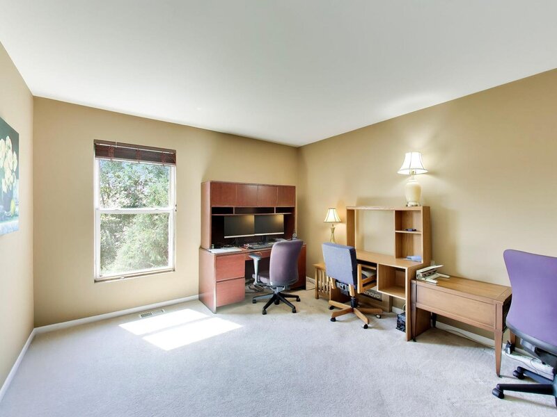 923 Kings Canyon Drive Streamwood IL 60107