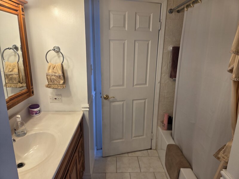 1866 Wellington Place Hoffman Estates IL 60169
