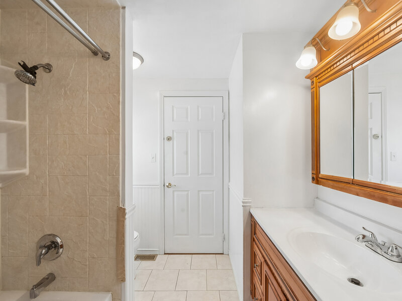 1866 Wellington Place Hoffman Estates IL 60169