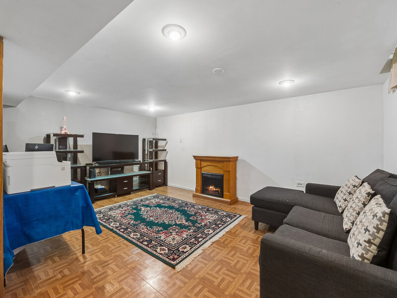 1866 Wellington Place Hoffman Estates IL 60169