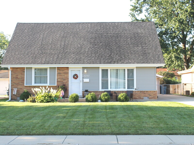 5237 Pleasant Lane Crestwood IL 60418