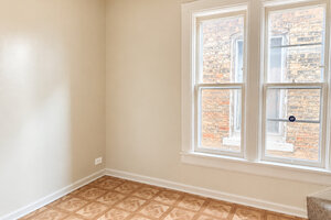 Photo of 909 N Homan Avenue Chicago IL 60651