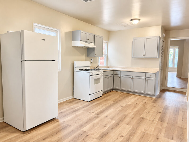 909 N Homan Avenue Chicago IL 60651