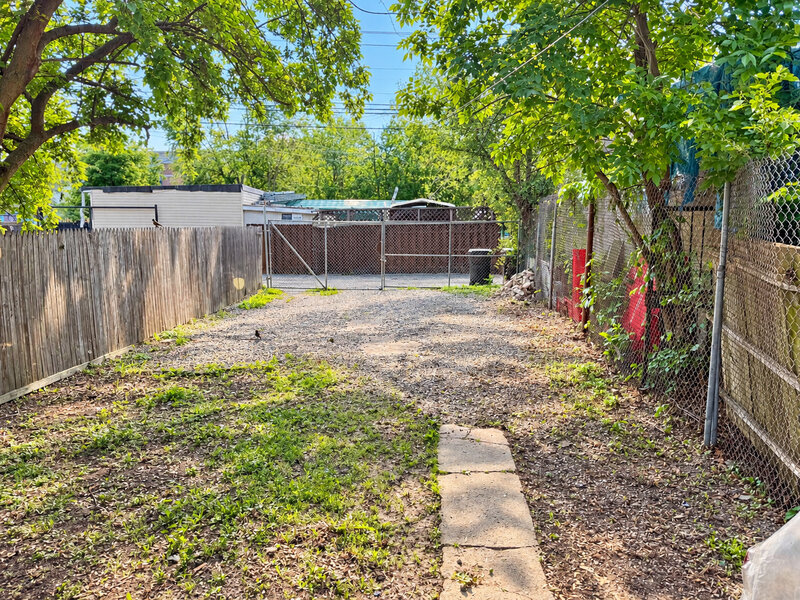 909 N Homan Avenue Chicago IL 60651
