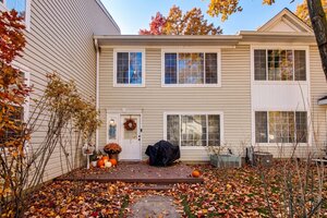 Photo of 29 N Macgillis Drive Round Lake IL 60073 Unit 23-3