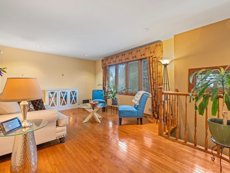 9121 Forest Drive Hickory Hills IL 60457