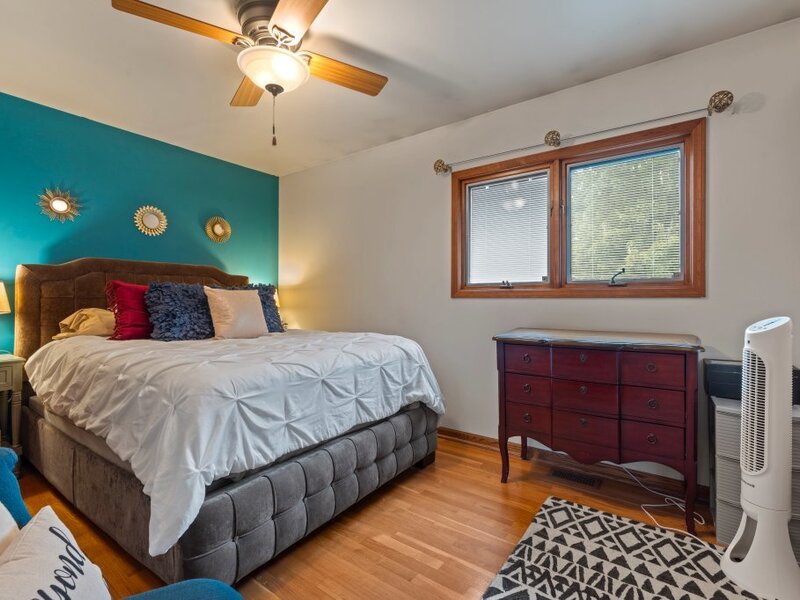 9121 Forest Drive Hickory Hills IL 60457