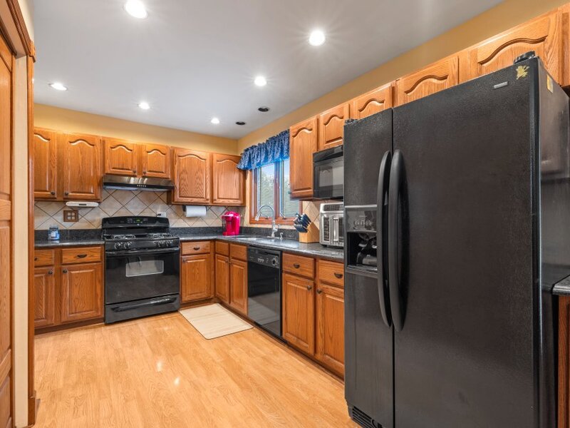 9121 Forest Drive Hickory Hills IL 60457
