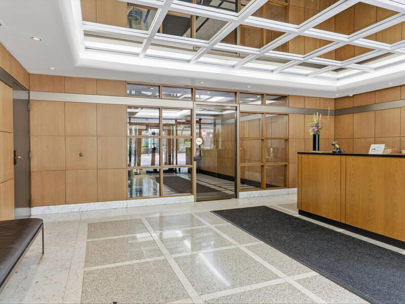 1230 N State Parkway Chicago IL 60610