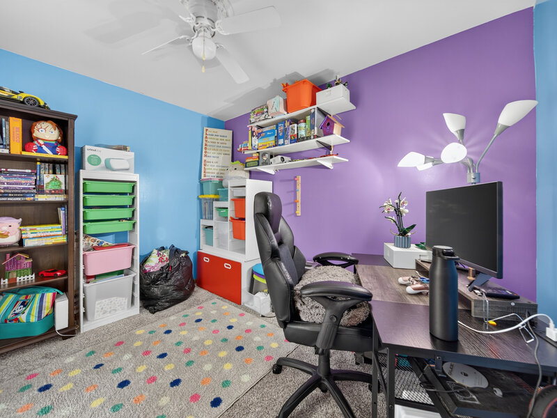 353 Valley Forge Avenue South Elgin IL 60177