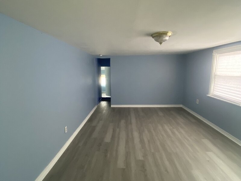 2053 W 70th Street Chicago IL 60636