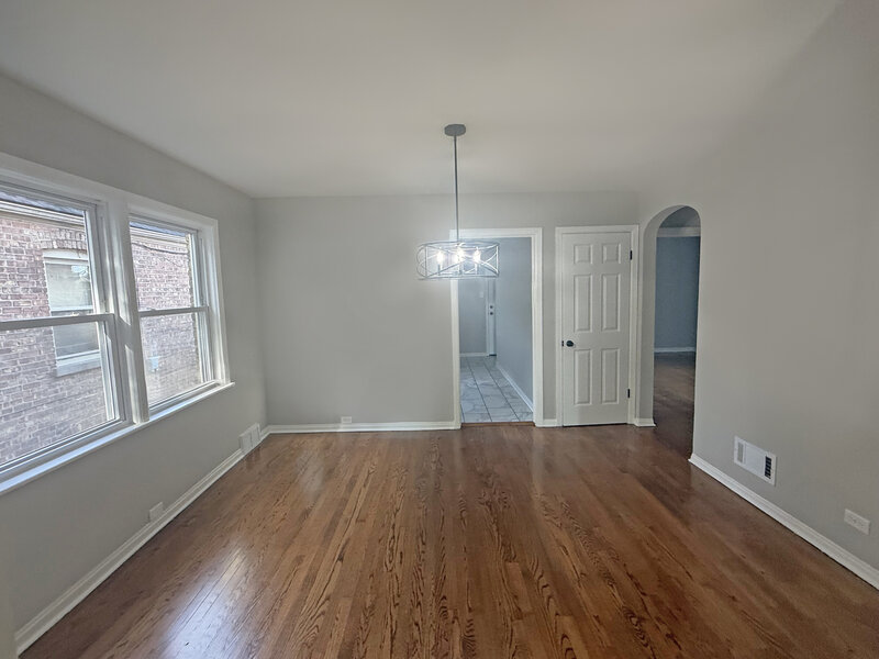 11142 S Emerald Avenue Chicago IL 60628