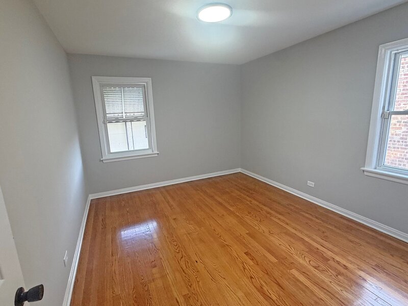 11142 S Emerald Avenue Chicago IL 60628