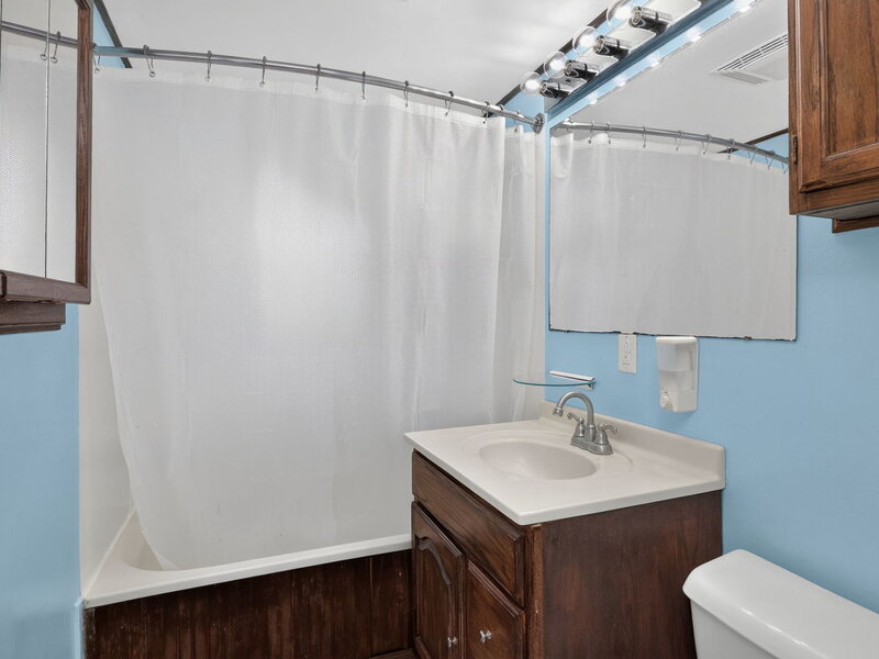 19100 Janet Avenue Romeoville IL 60446