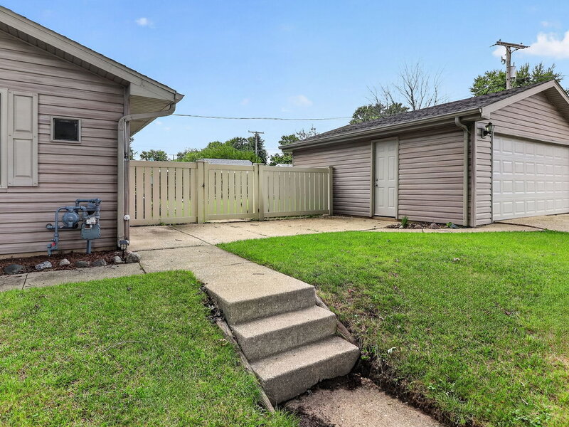 19100 Janet Avenue Romeoville IL 60446
