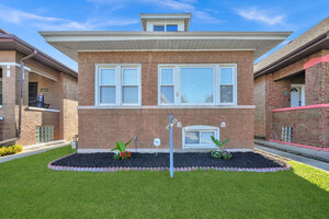 Photo of 8133 S Loomis Boulevard Chicago IL 60620