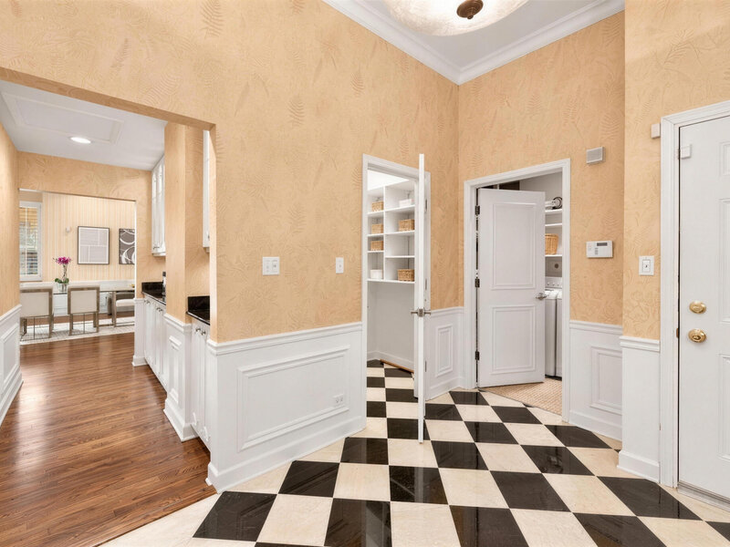 1016 W Madison Street Chicago IL 60607