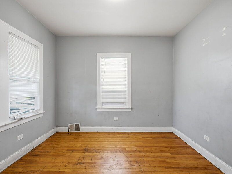 322 153rd Street Calumet City IL 60409