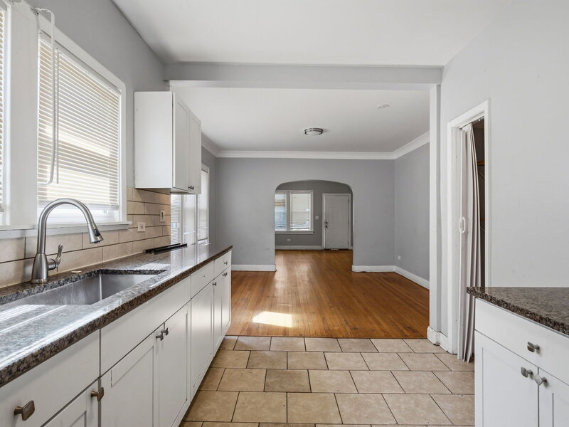 322 153rd Street Calumet City IL 60409