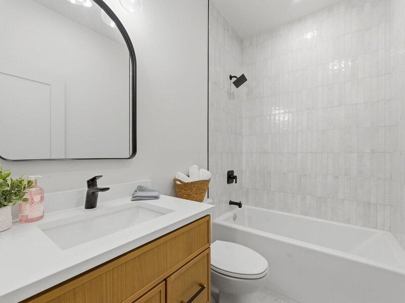 4132 S Calumet Avenue Chicago IL 60653