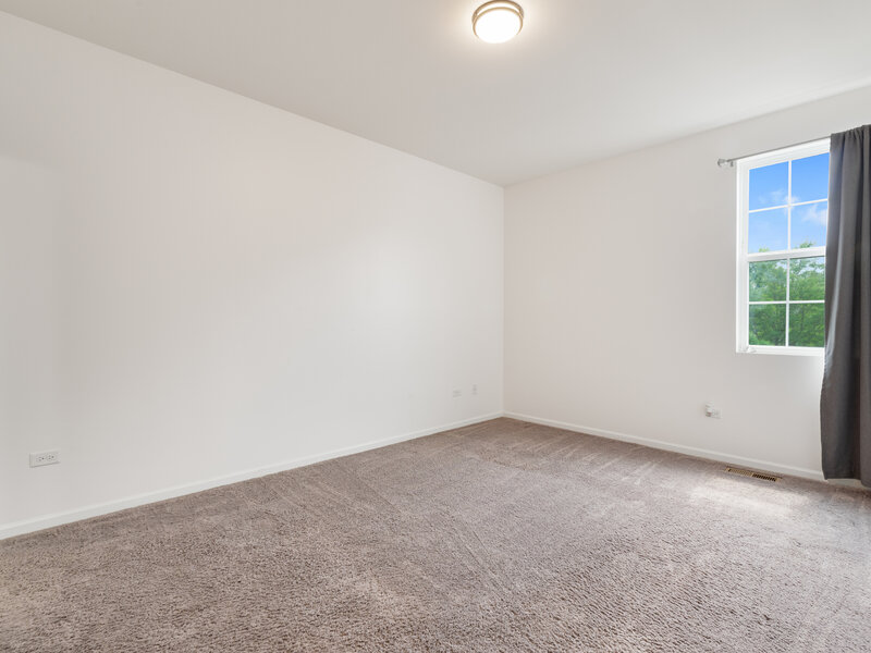 804 Four Seasons Boulevard Aurora IL 60504