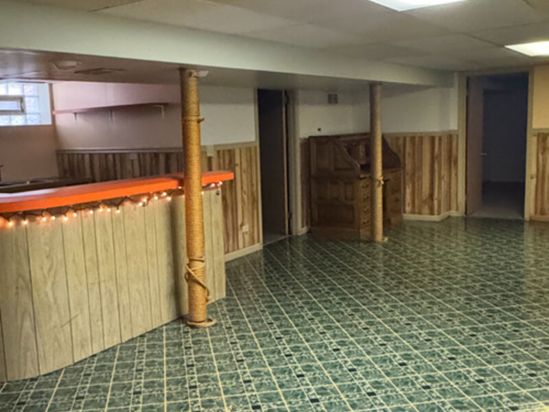 11255 S Albany Avenue Chicago IL 60655