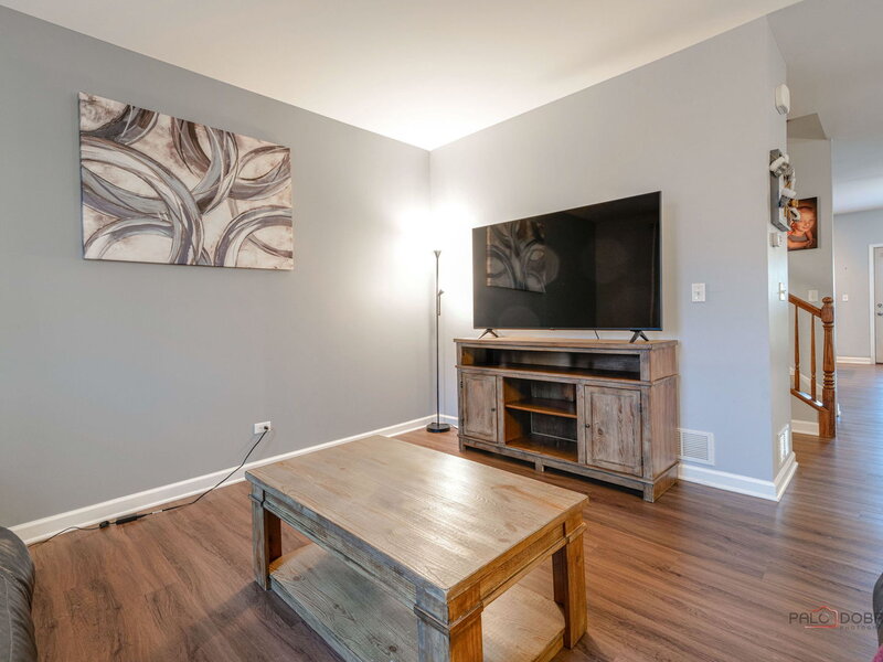 285 Regency Court Unit B Court Wauconda IL 60084