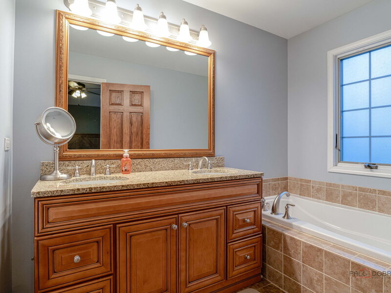 285 Regency Court Unit B Court Wauconda IL 60084