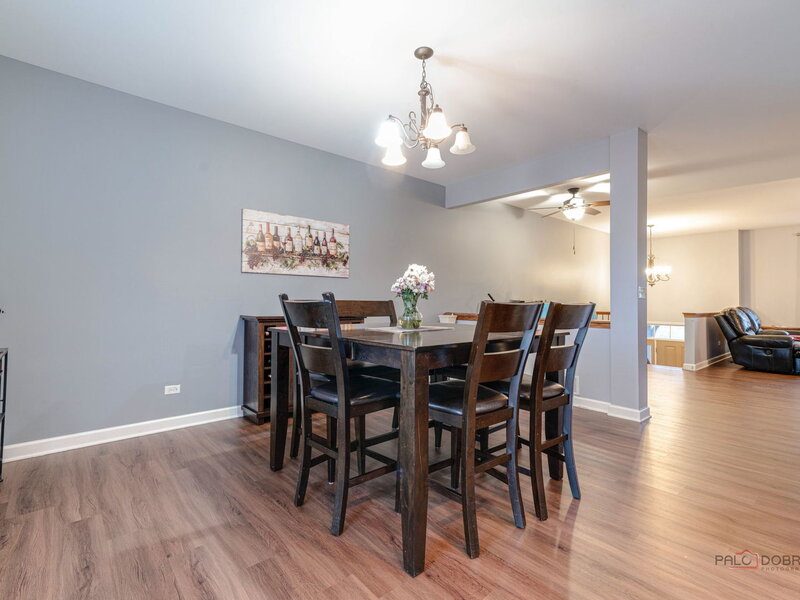 285 Regency Court Unit B Court Wauconda IL 60084