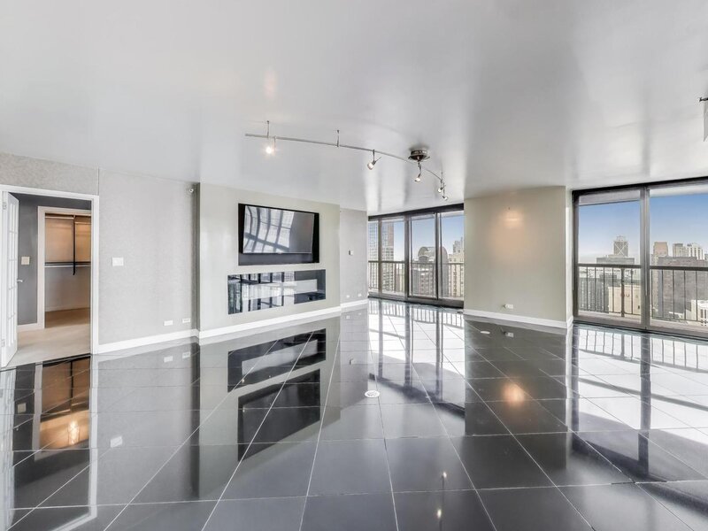 10 E Ontario Street Chicago IL 60611