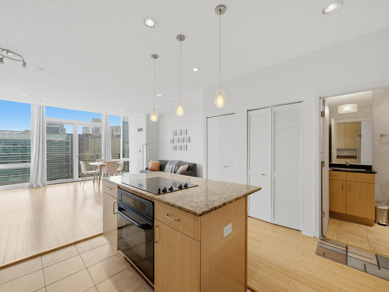 737 W Washington Boulevard Chicago IL 60661