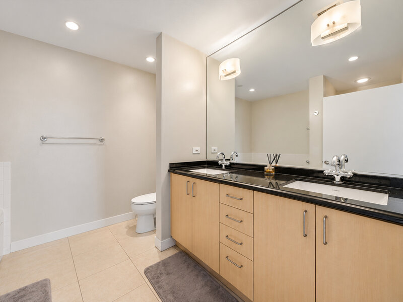 737 W Washington Boulevard Chicago IL 60661