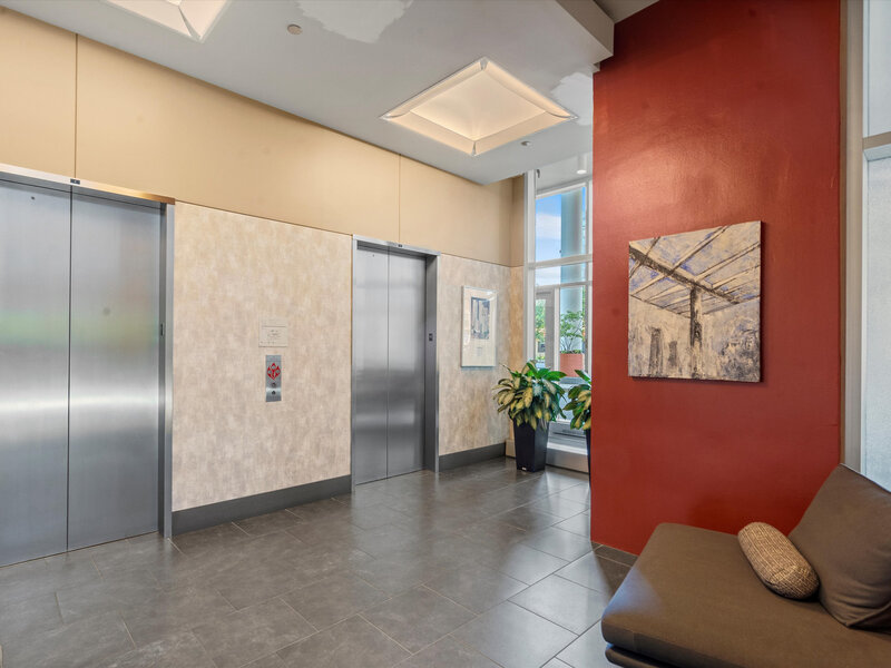 737 W Washington Boulevard Chicago IL 60661