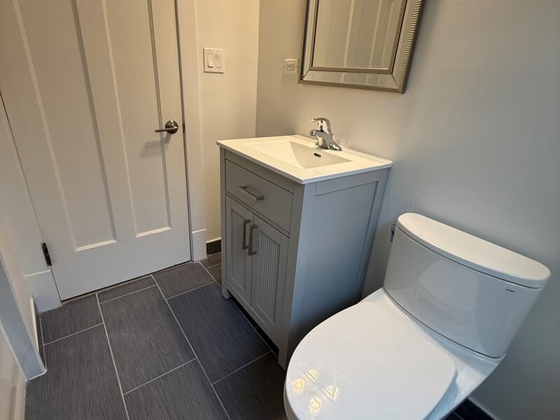 5752 N Sacramento Avenue Chicago IL 60659