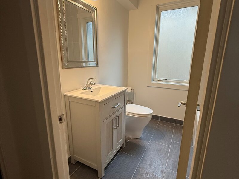 5752 N Sacramento Avenue Chicago IL 60659