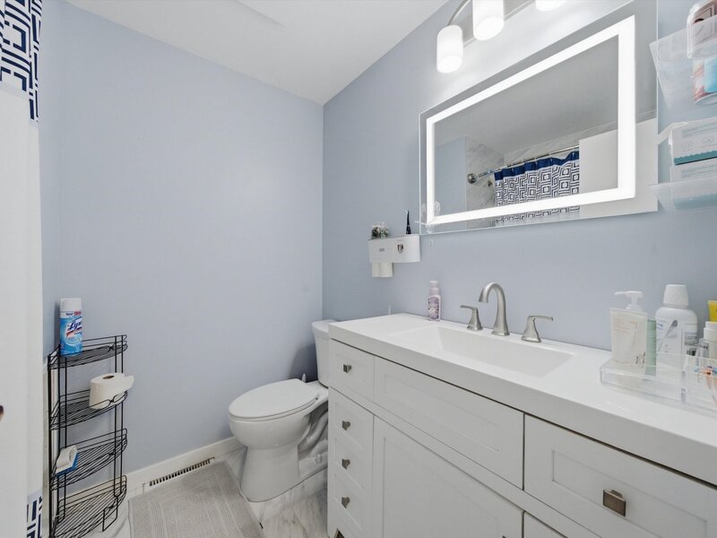 894 E Schirra Drive Palatine IL 60074