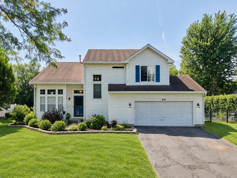 691 Thorsen Lane Batavia IL 60510