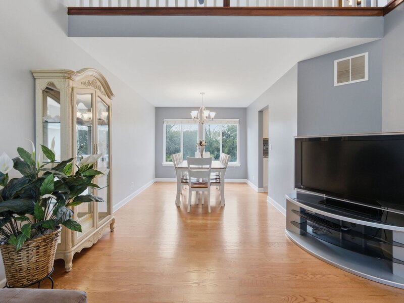 691 Thorsen Lane Batavia IL 60510