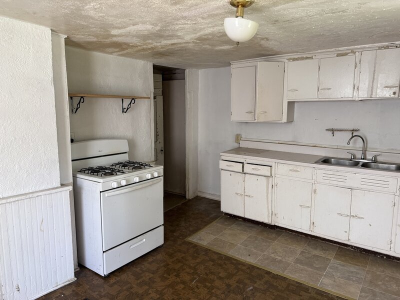 220 1st Street Woodstock IL 60098