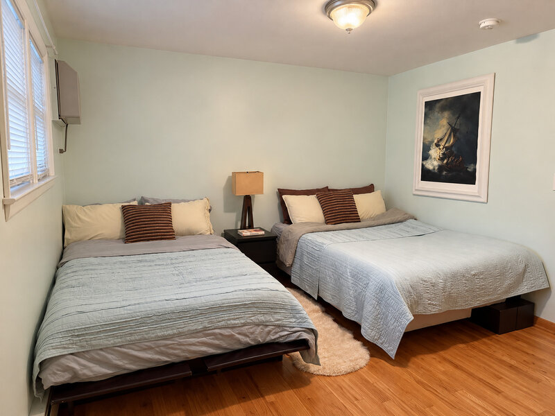 1105 Holiday Lane Des Plaines IL 60016
