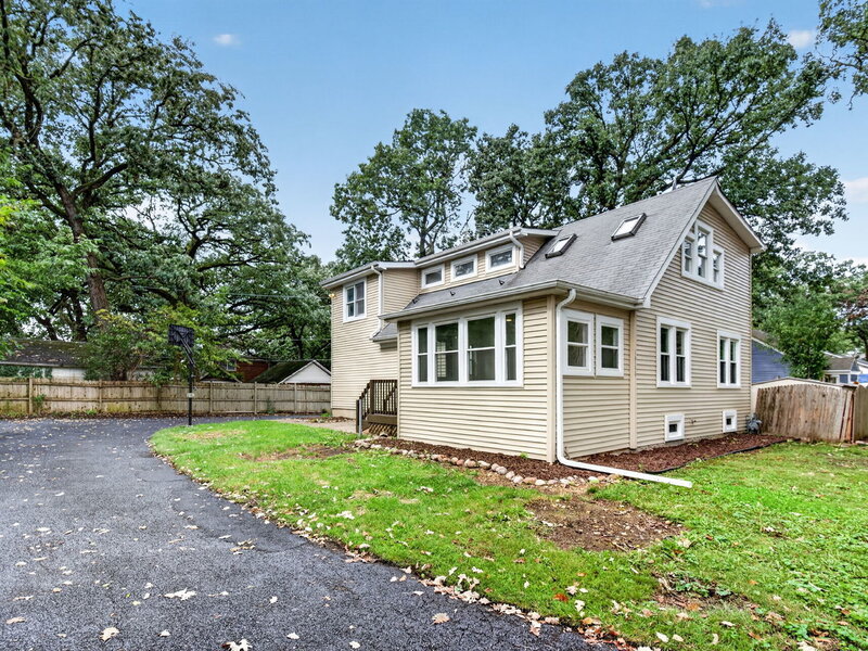 16146 S Lawrence Street Plainfield IL 60544