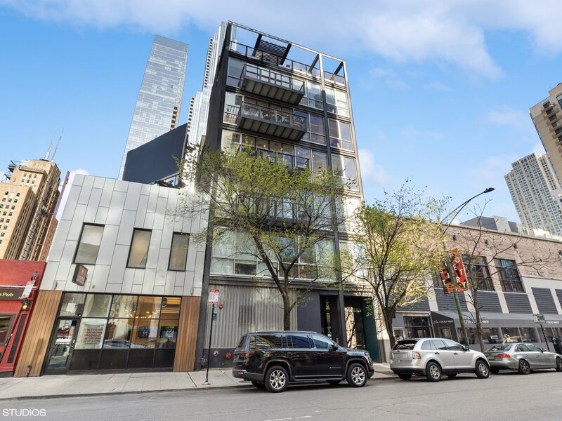 747 N Clark Street Chicago IL 60654