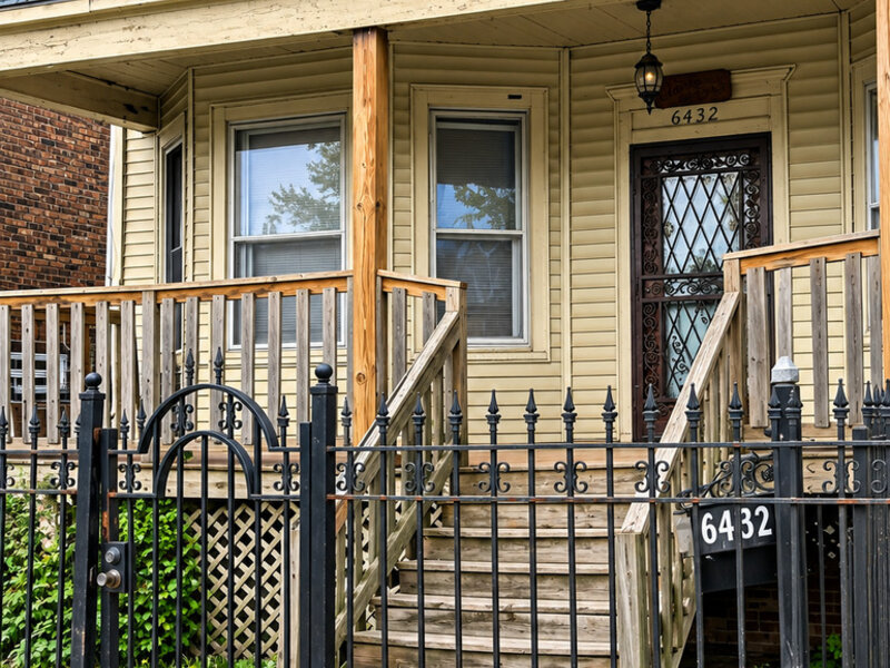 6432 S Damen Avenue Chicago IL 60636