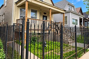 Photo of 6432 S Damen Avenue Chicago IL 60636
