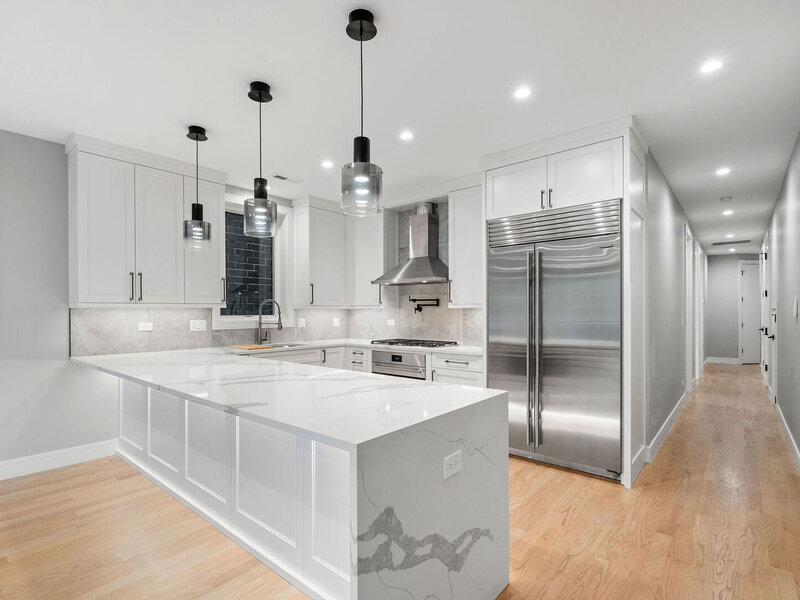 2209 W Belmont Avenue Chicago IL 60618