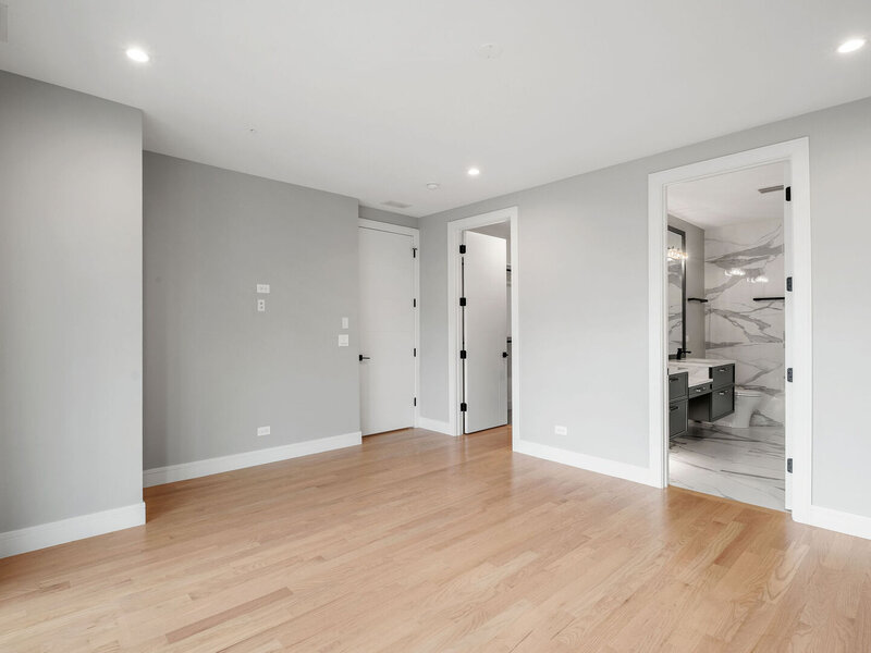2209 W Belmont Avenue Chicago IL 60618