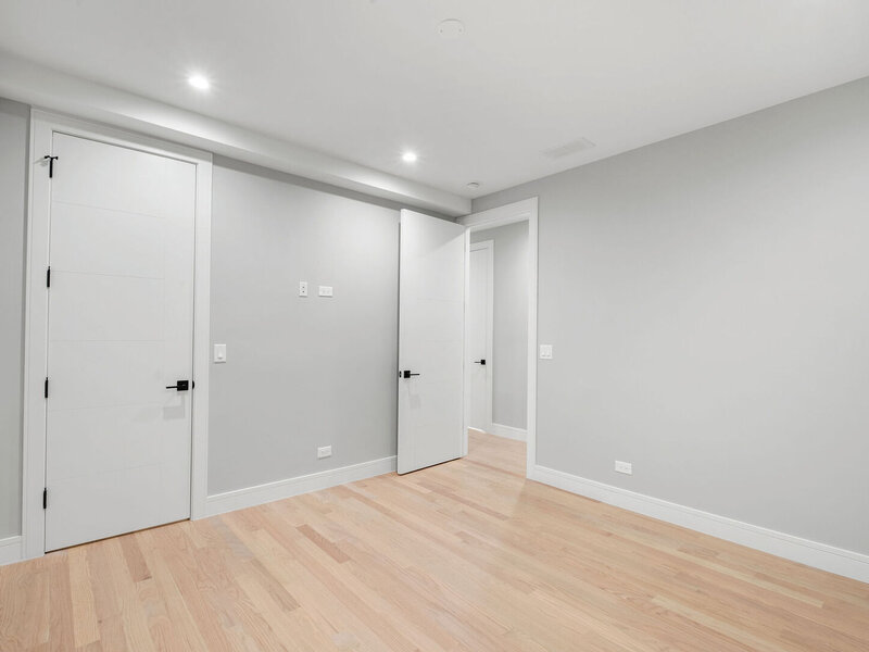 2209 W Belmont Avenue Chicago IL 60618