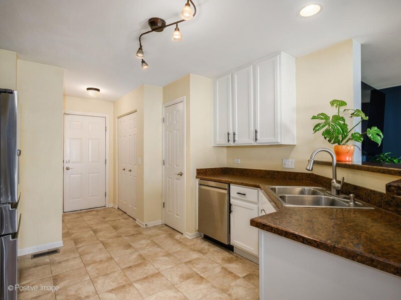 617 Grand Canyon Circle Crystal Lake IL 60014